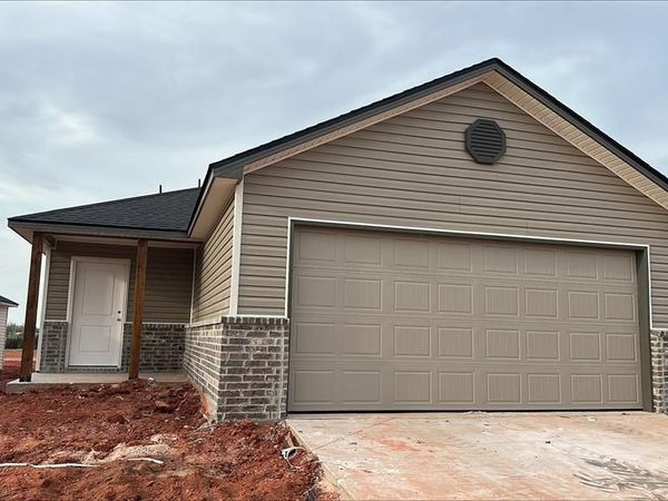 1114 Colt Drive, Guthrie, OK 73044