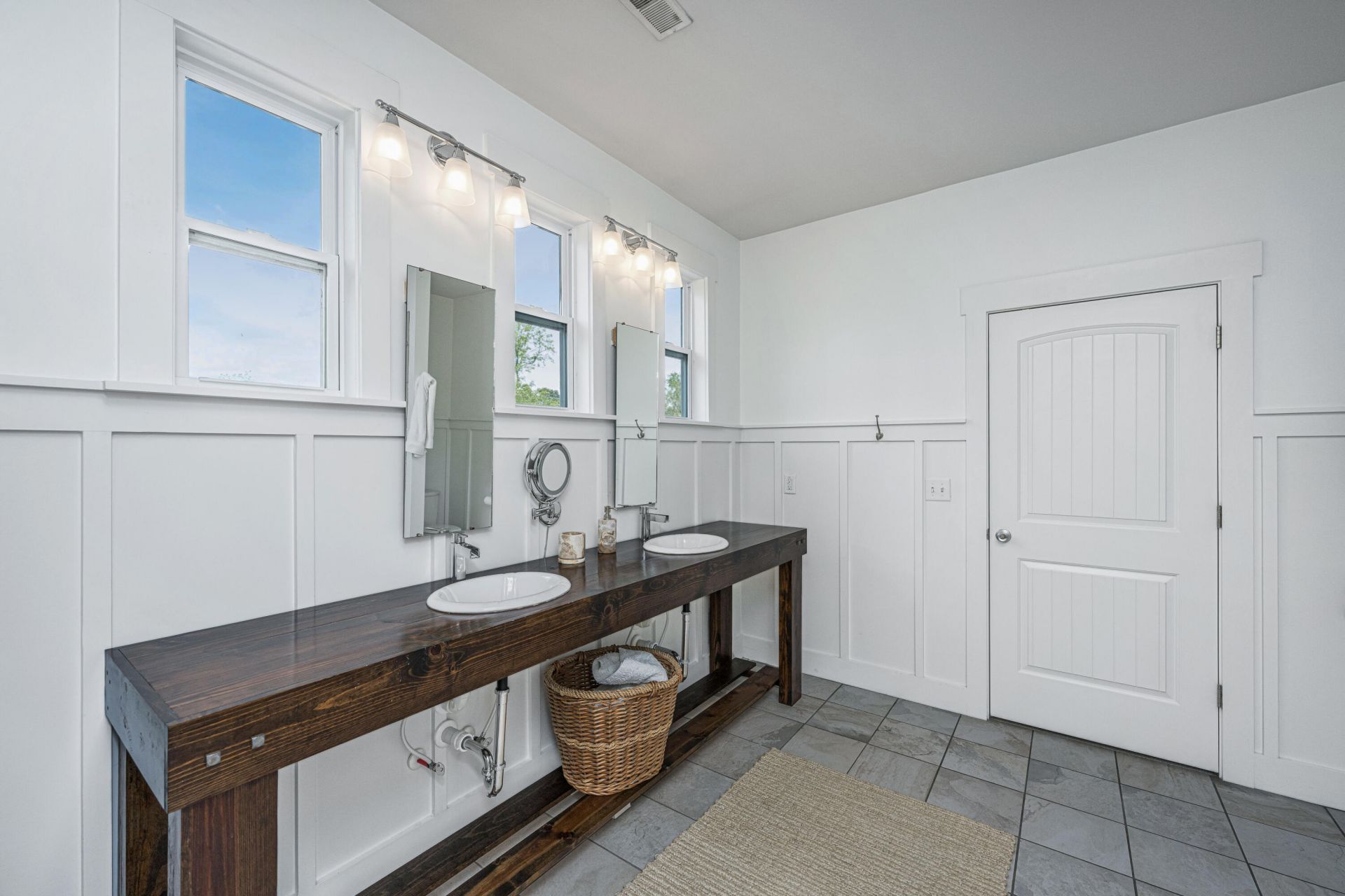 619 Thomas Glenn Court Photo 35