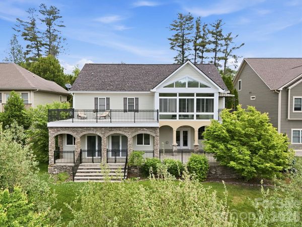 612 Vista Falls Road, Mills River, NC 28759