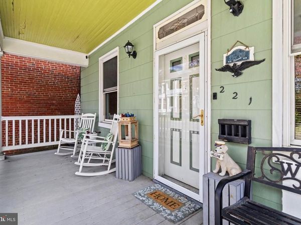 221 MAIN STREET, NEW WINDSOR, MD 21776