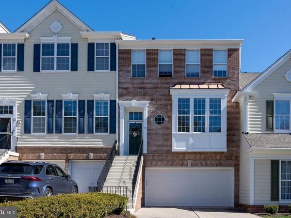 15 CHARTER OAK COURT , DOYLESTOWN, PA 18901