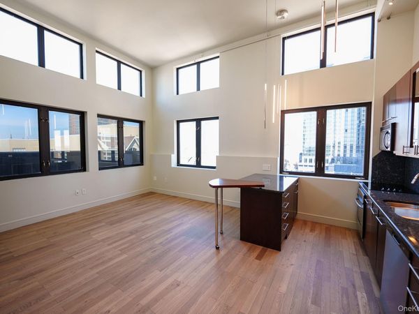 25 Leroy Place , Unit PH1, New Rochelle, NY 10801