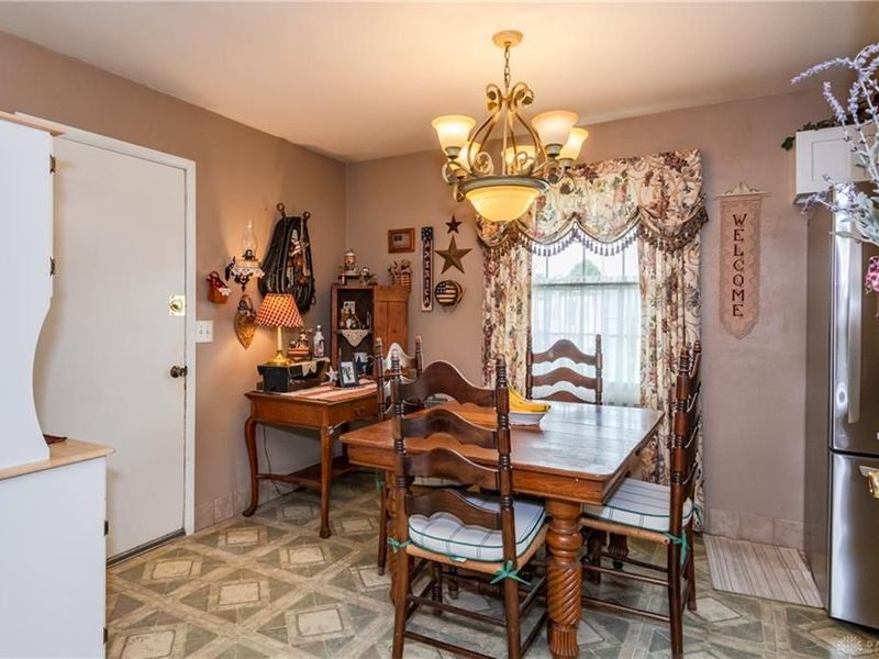 535 Barbara Drive, Tipp City, OH 45371 Photo 10