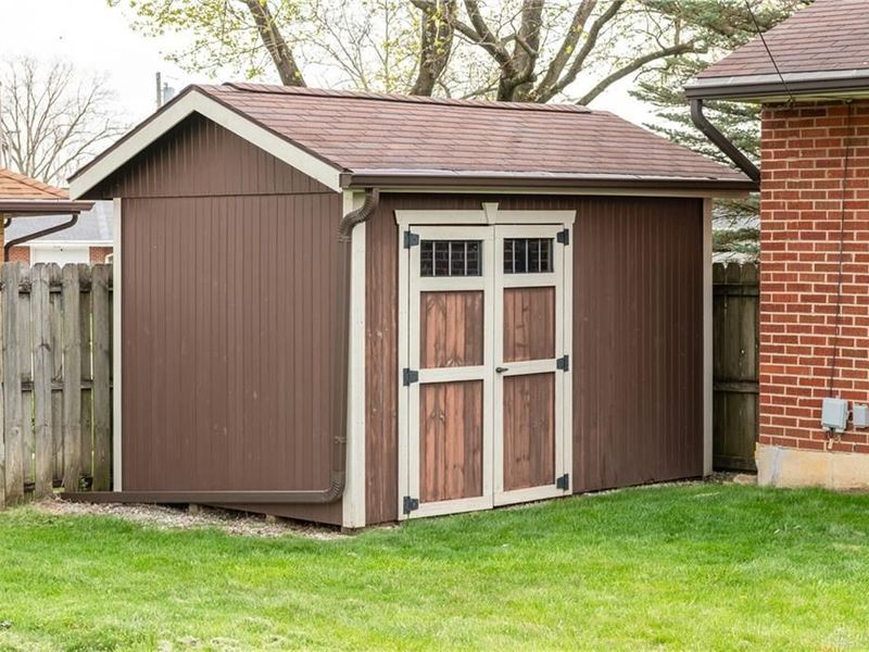 535 Barbara Drive, Tipp City, OH 45371 Photo 29