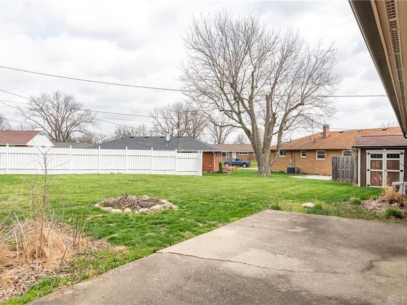 535 Barbara Drive, Tipp City, OH 45371 Photo 31