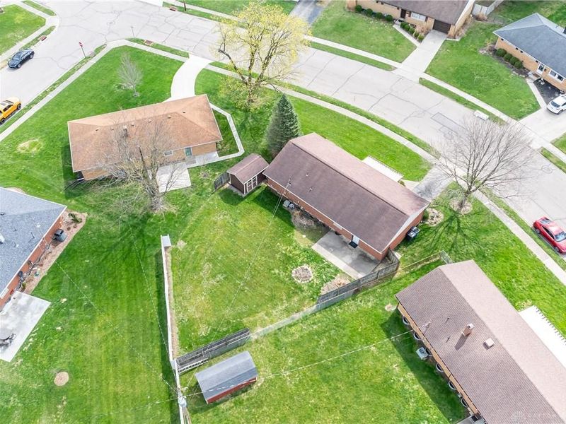 535 Barbara Drive, Tipp City, OH 45371 Photo 32