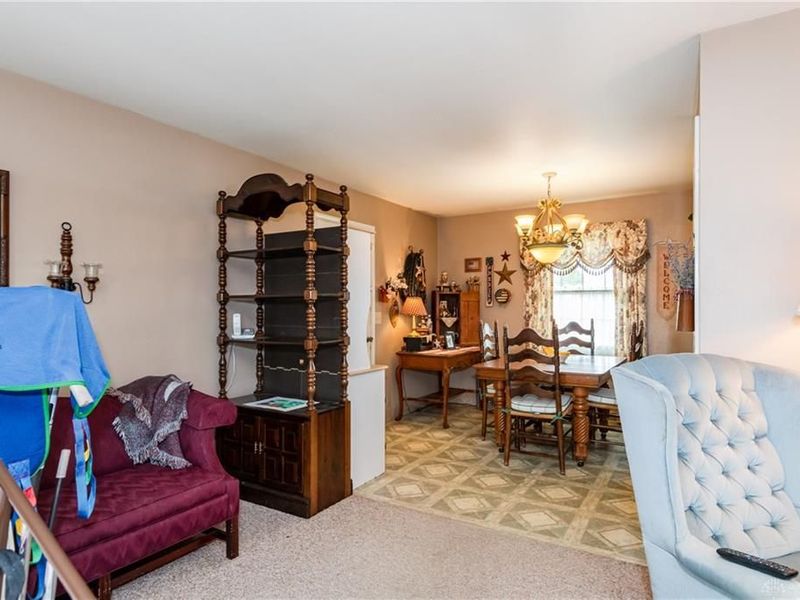 535 Barbara Drive, Tipp City, OH 45371 Photo 7