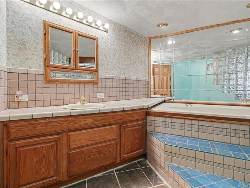 1903 Ogden Road, Adams Township, OH 45177 Photo 9