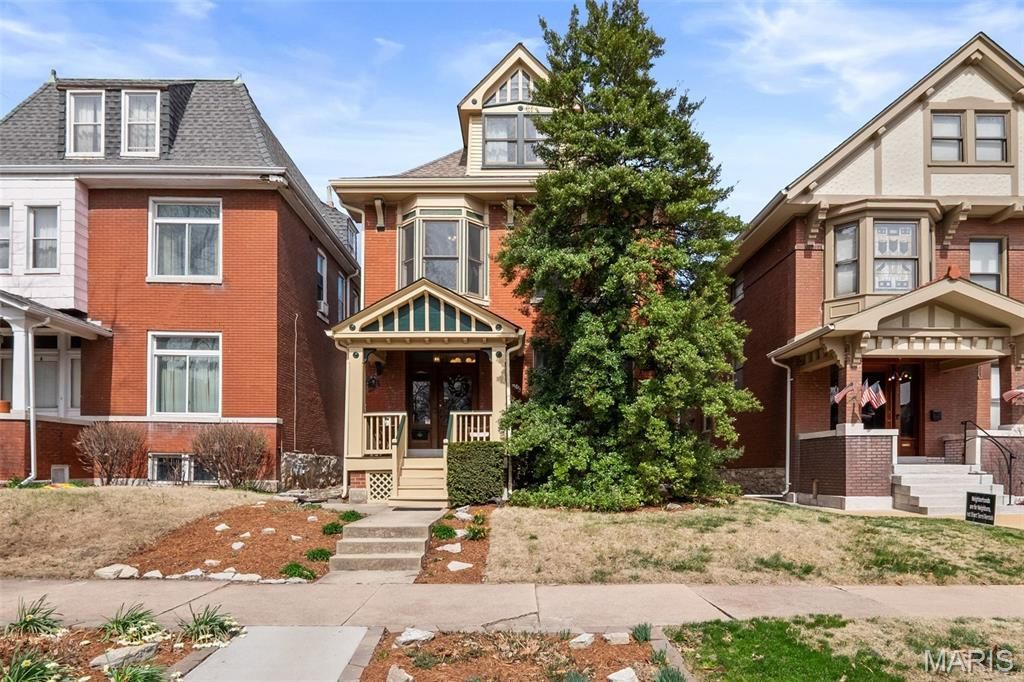 3241 Geyer Avenue , Saint Louis, MO 63104 Main Photo