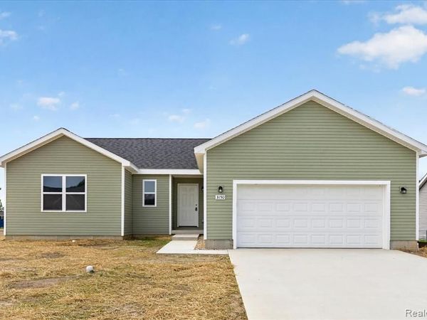 3150 Daisy Way, Burton, MI 48519