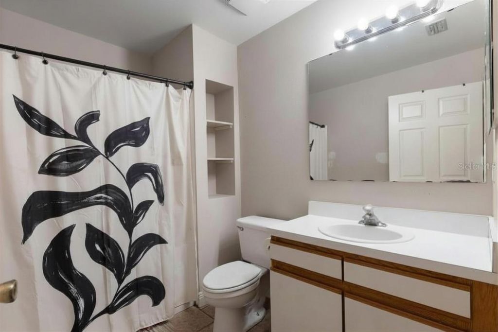 4234 Donnington Drive , Parrish, FL 34219 Photo