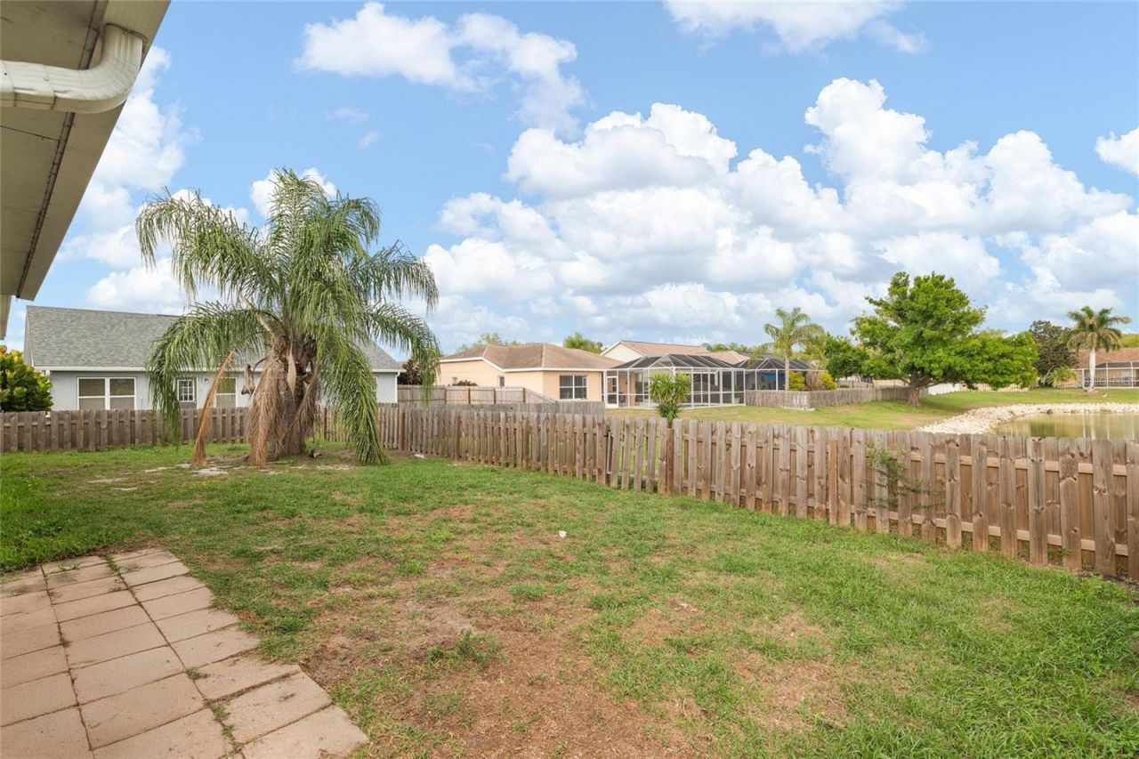 4234 Donnington Drive , Parrish, FL 34219 Photo