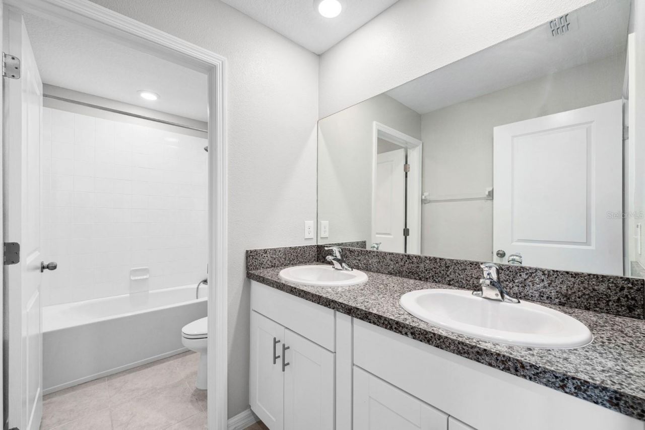 7217 Ronnie Gardens Court , Tampa, FL 33619 Photo