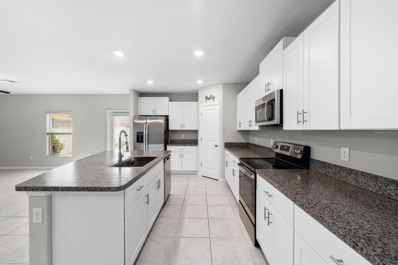 7217 Ronnie Gardens Court , Tampa, FL 33619 Photo