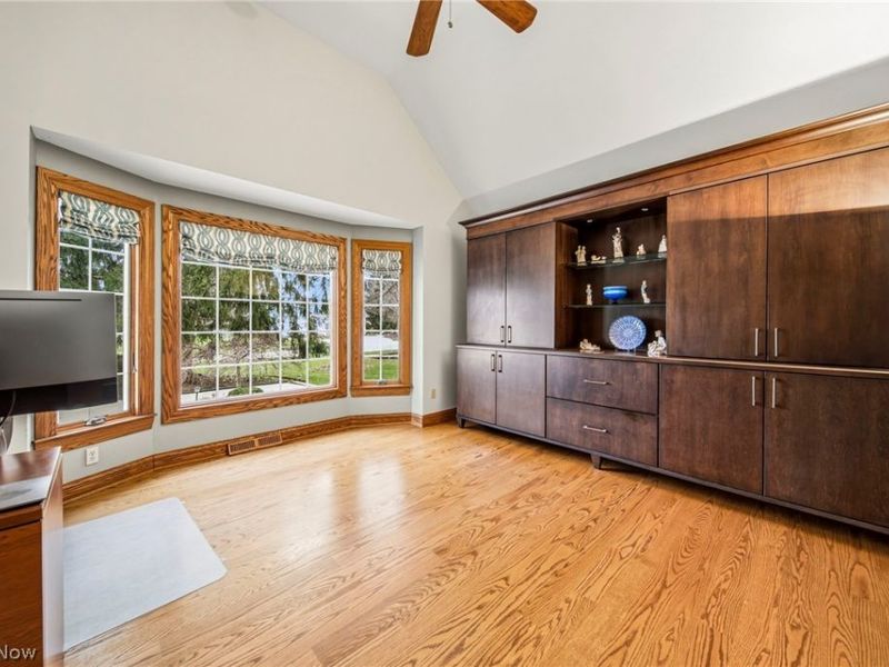 8028 Eleanor Court , Mentor, OH 44060 Photo 15