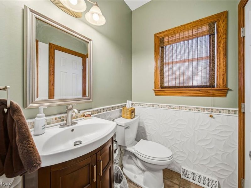 8028 Eleanor Court , Mentor, OH 44060 Photo 21