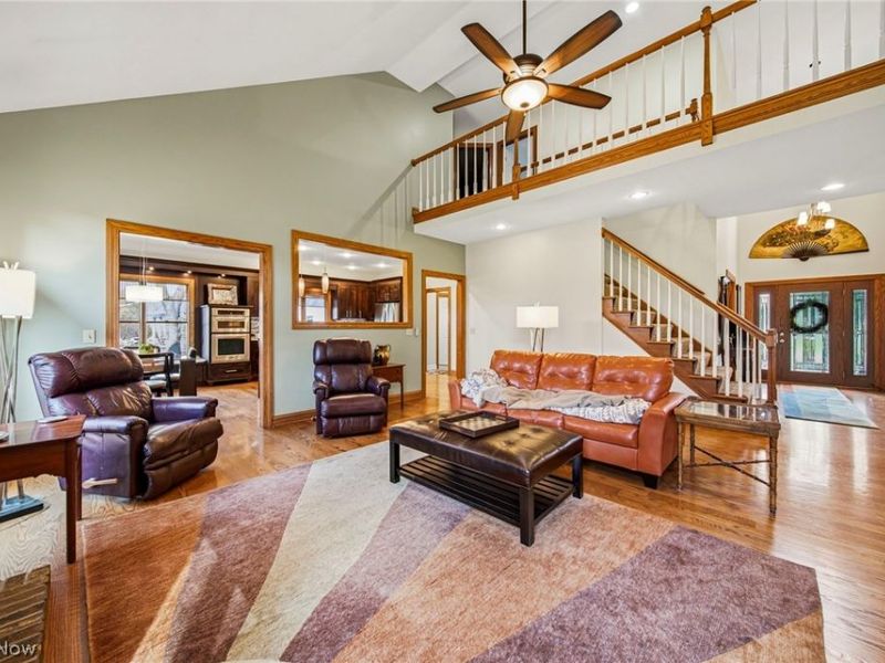 8028 Eleanor Court , Mentor, OH 44060 Photo 8