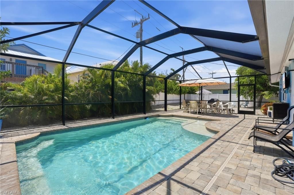 240 Fairweather Ln, Fort Myers Beach, FL 33931 Photo