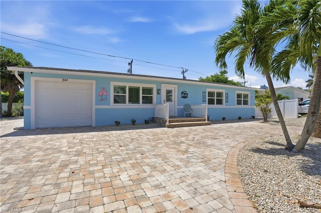 240 Fairweather Ln, Fort Myers Beach, FL 33931 Photo