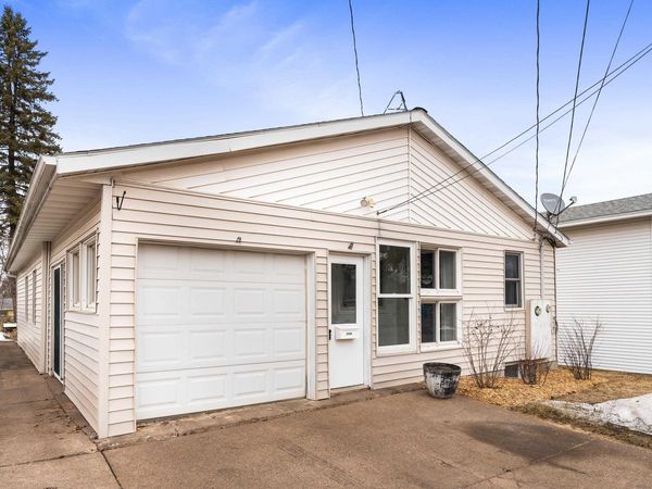 2209 Selmser Ave, Cloquet, MN 55720