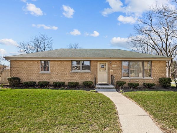 21220 Tower Avenue , Matteson, IL 60443