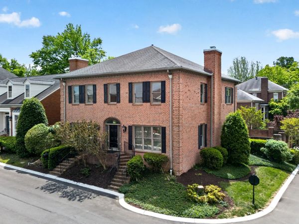 120 Abbottsford, Nashville, TN 37215