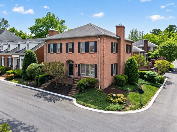 120 Abbottsford, Nashville, TN 37215