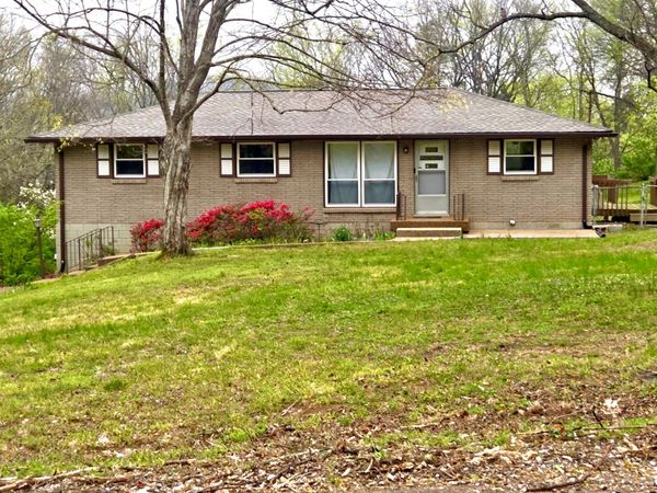 608 Burgundy Dr, Madison, TN 37115
