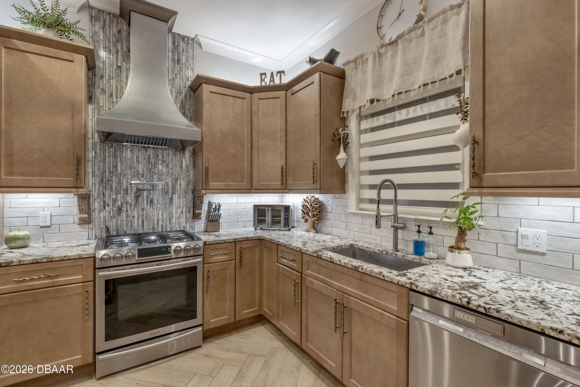 1502 Saxon Drive, New Smyrna Beach, FL 32169 Photo