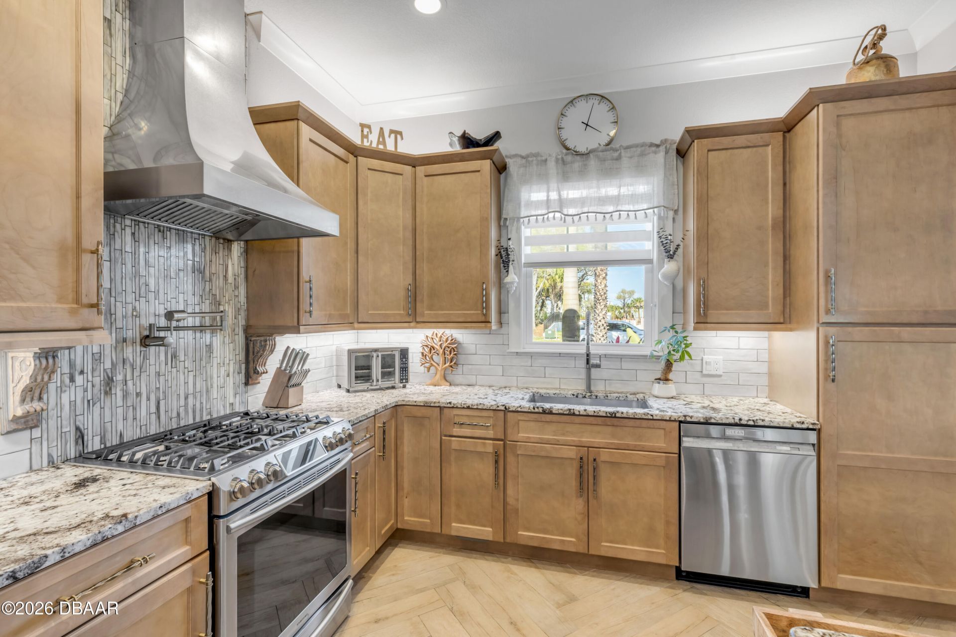 1502 Saxon Drive, New Smyrna Beach, FL 32169 Photo