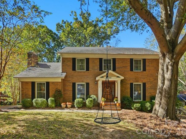 434 Chadmore Drive , Charlotte, NC 28270