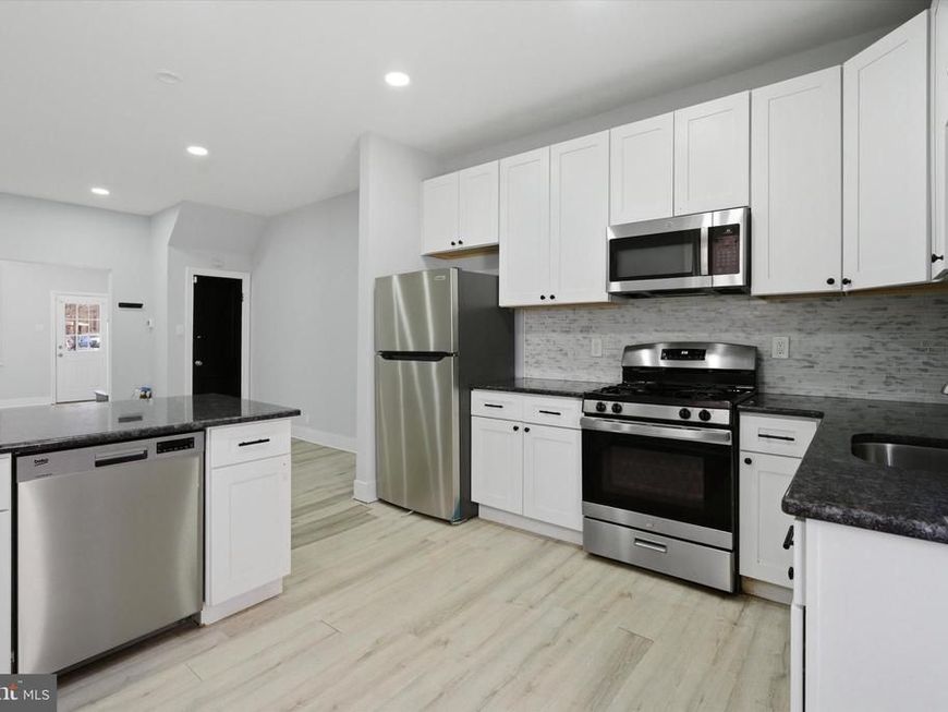 2041 Church Lane, Philadelphia, PA 19138 Main Photo