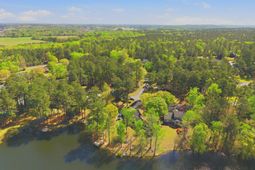 140 Water View Drive photo 4