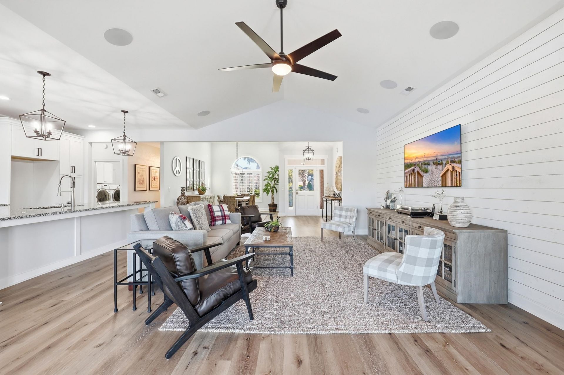 517 Sea Island Way Photo 15