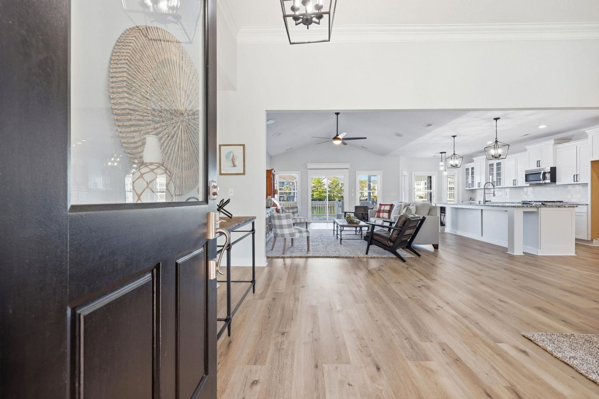 517 Sea Island Way Photo 4