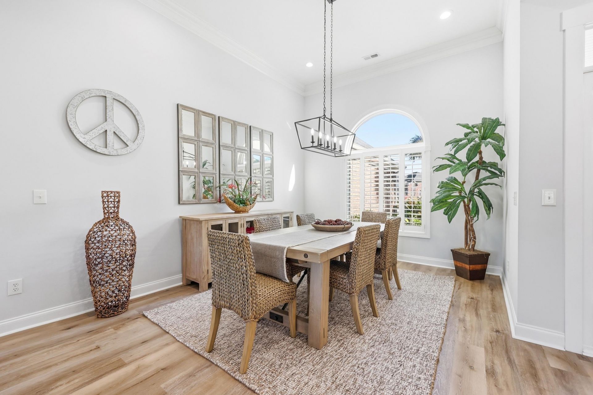 517 Sea Island Way  Photo 6