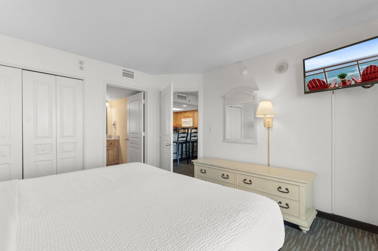 7100 N Ocean Blvd.  Photo 17