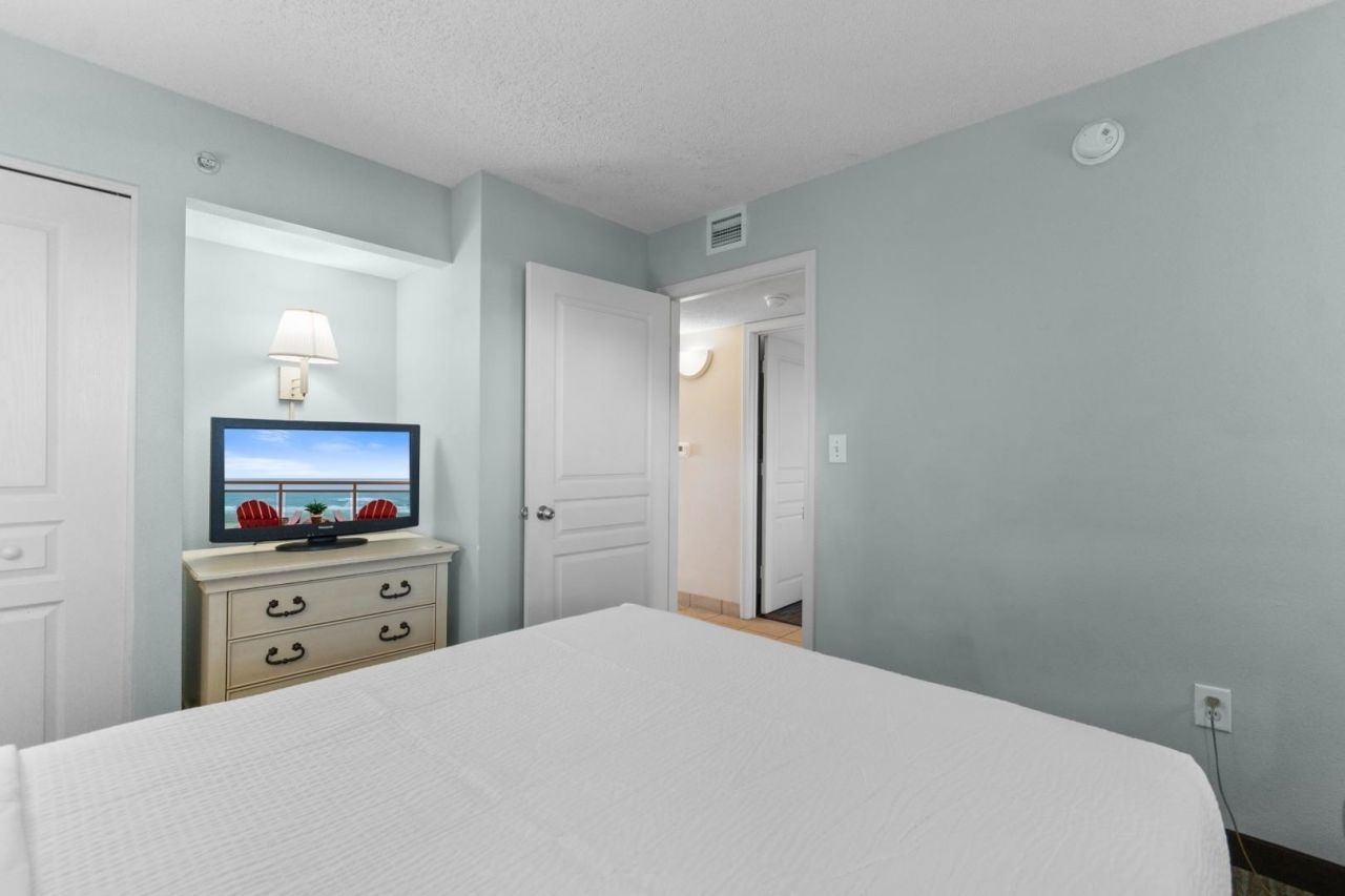 7100 N Ocean Blvd.  Photo 24