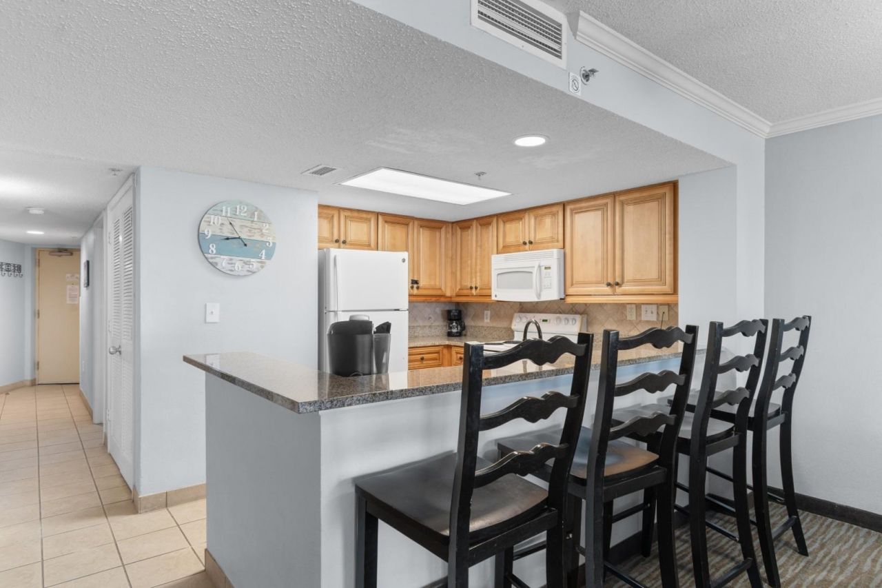 7100 N Ocean Blvd.  Photo 5