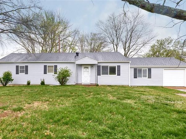 120 Highview Drive , Ballwin, MO 63011