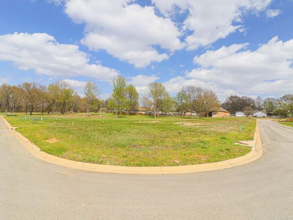 1722 Kendrick , Jonesboro, AR 72401