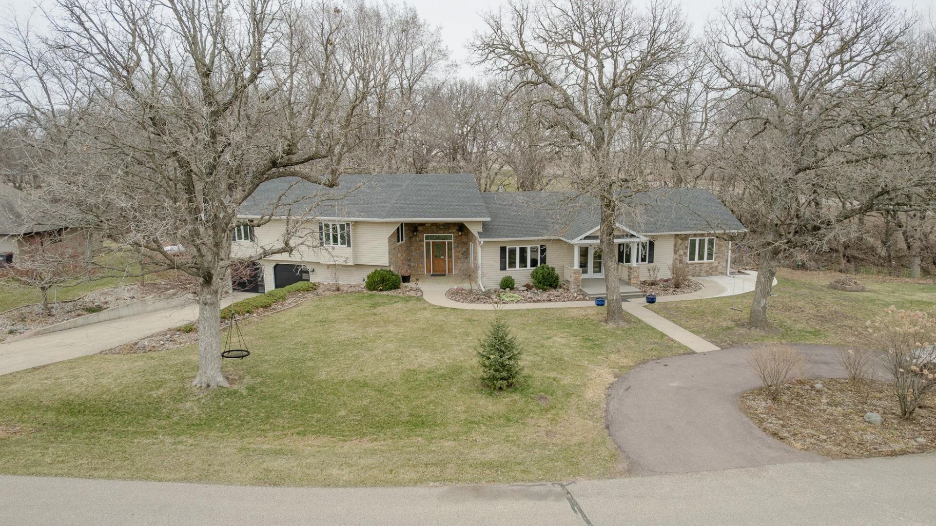25990 Woodside Ct. , Spirit Lake, IA 51360 Main Photo