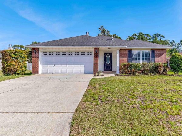 7378 Peterson Ln, Pensacola, FL 32506