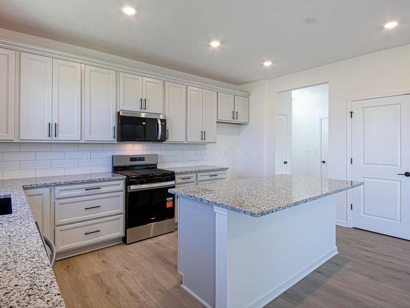 6334 Amarena Drive, Unit Lot 316, Hilliard, OH 43026 Photo 3