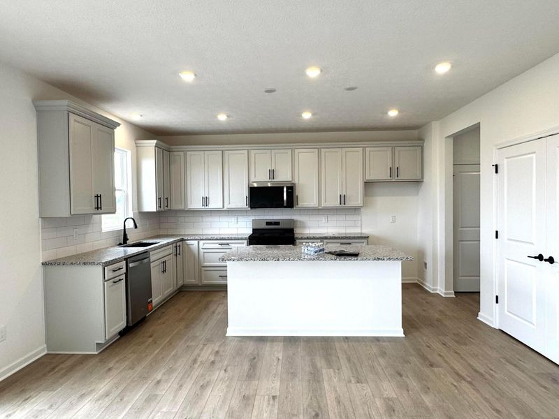 6334 Amarena Drive, Unit Lot 316, Hilliard, OH 43026 Photo 6