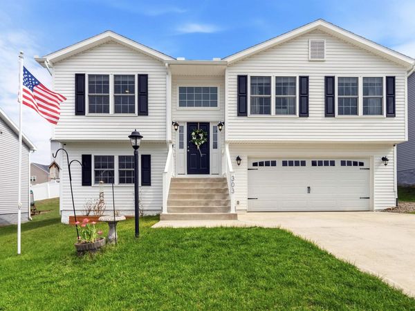 303 Wyatts Way, Morgantown, WV 26508