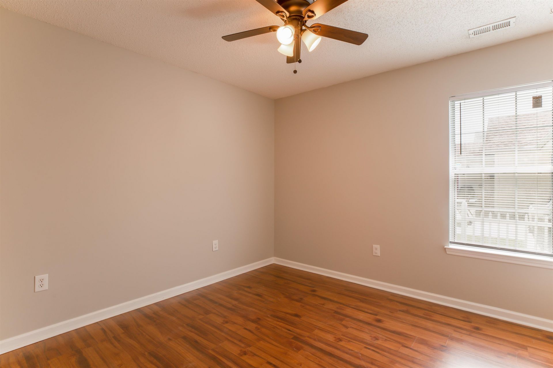 112 Dusty Trail Ln.  Photo 14