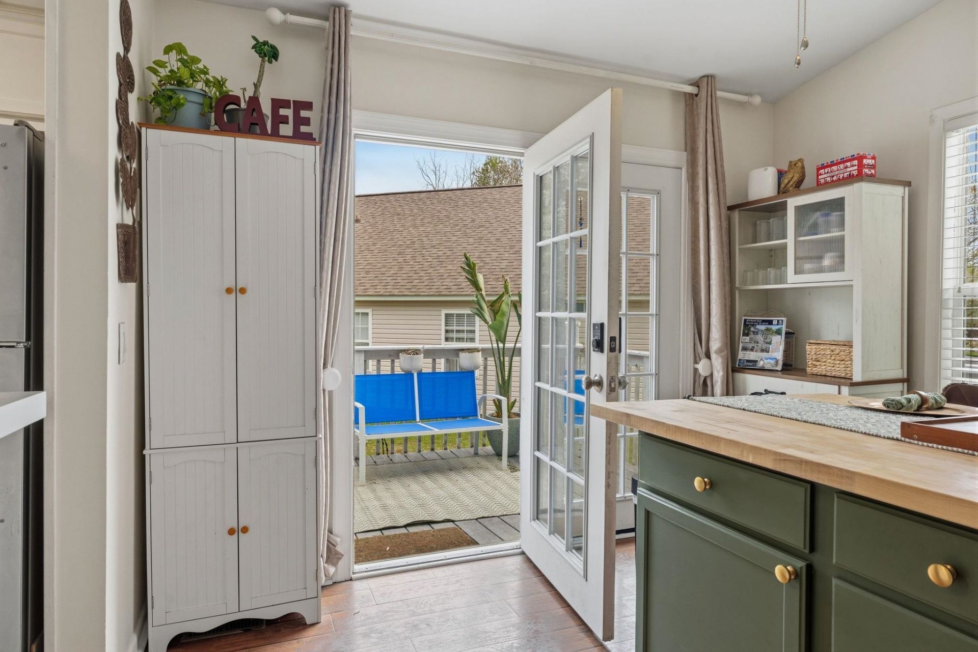 809 Marlin Ct. Photo 5