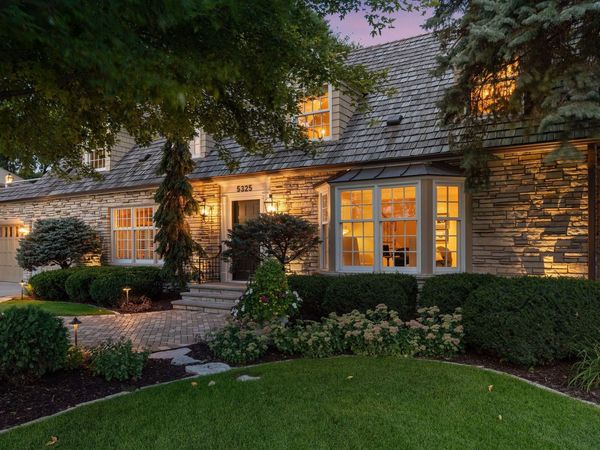 5325 Wooddale Avenue , Edina, MN 55424