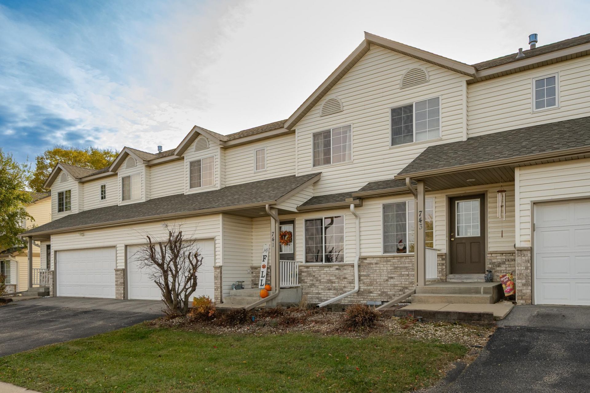 741 Baylee Place Sw, Pine Island, MN 55963 Main Photo